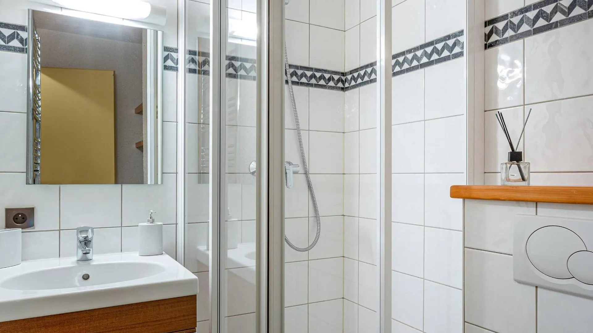 Appartement Renove 3 Pieces Mezzanine A 50M Des Pistes, Balcon, Lave-Linge Et Casier A Skis - Fr-1-356-206 벨모렐 프랑스